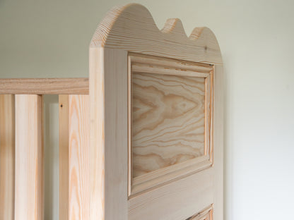Legacy Cot