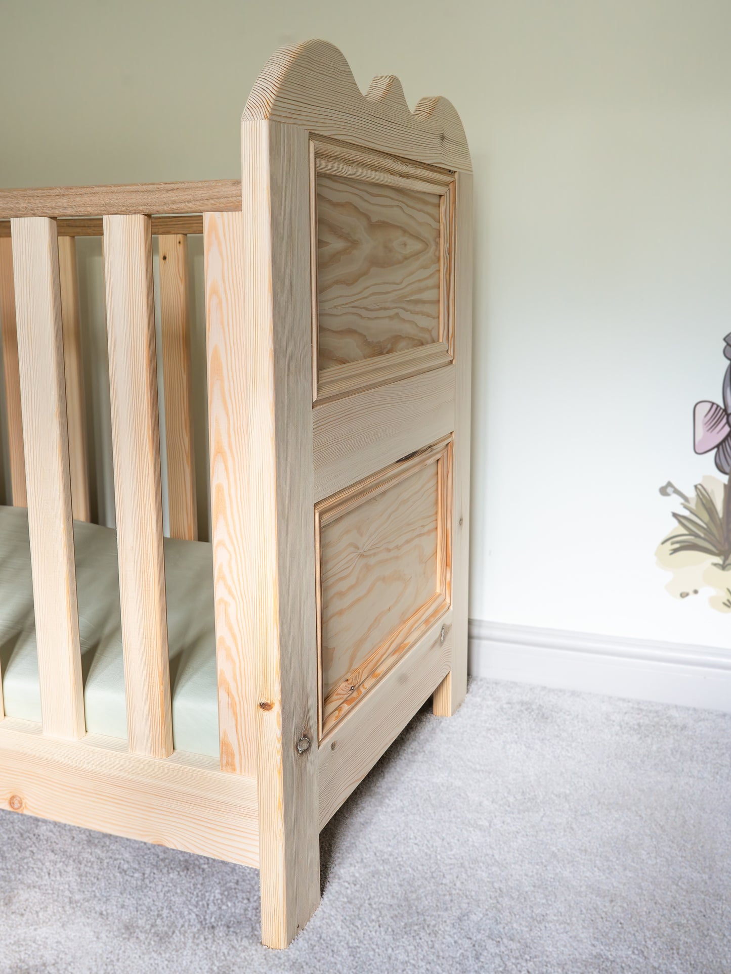 Legacy Cot